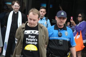 33170060_10214353732610697_5007133656053972992_o