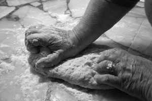 hands-mass-kitchen-flour-knead-bread